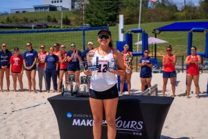 Sofía Vega Barrantes: Primera costarricense en recibir el premio “Novata del Año” en el voleibol de Playa de EE. UU.